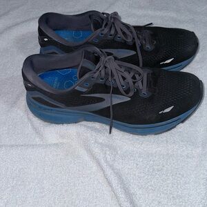 Brooks Men's Ghost 16 Black Running Shoes size 11.5